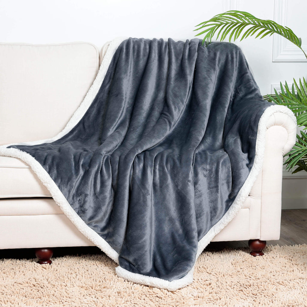 Sherpa Edge Blankets Grey - NANPIPERHOME