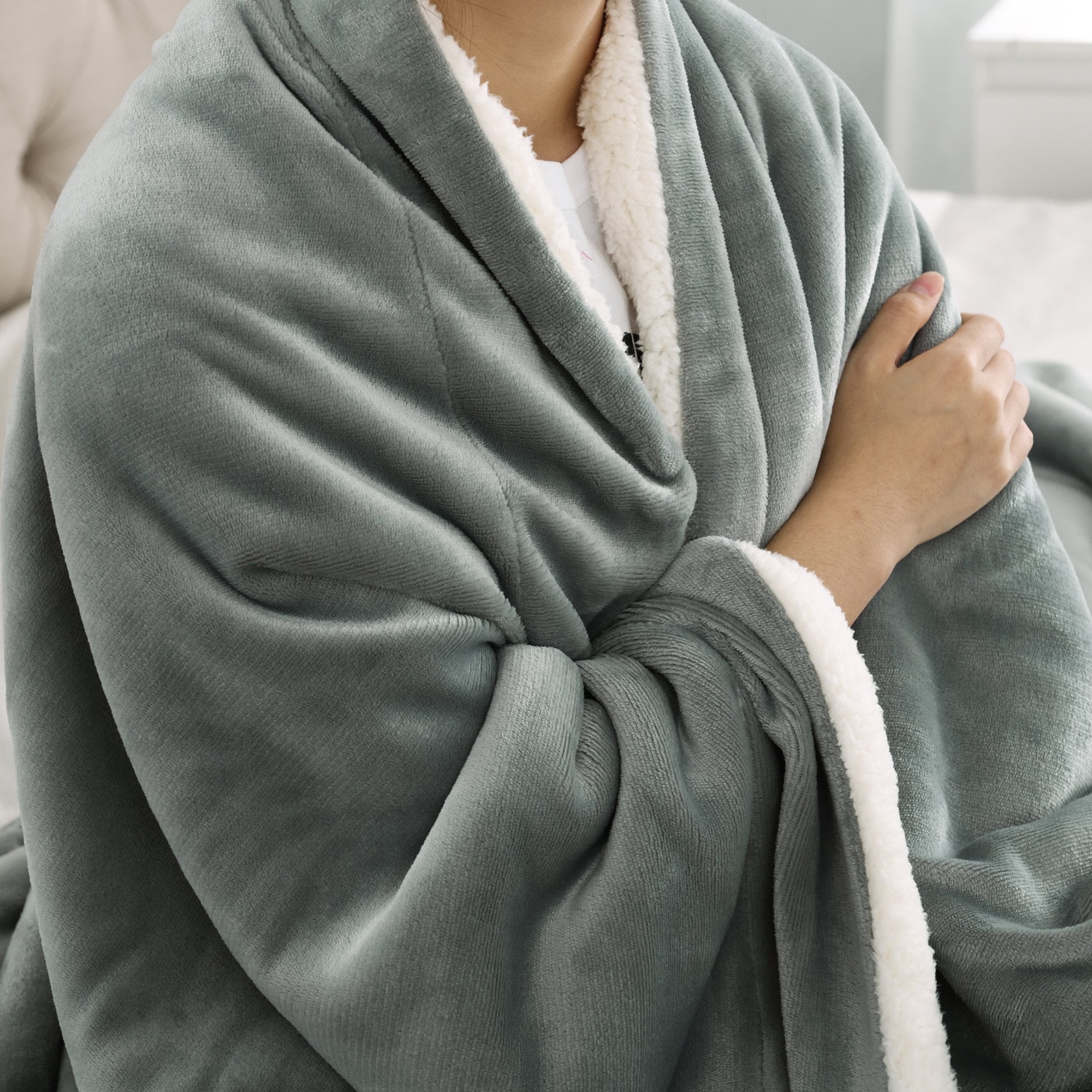 Sherpa Blanket Throw Blankets Light Grey - NANPIPERHOME